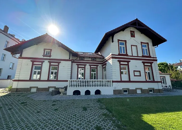 Frana 2 Апартаменты Ческе-Будеёвице